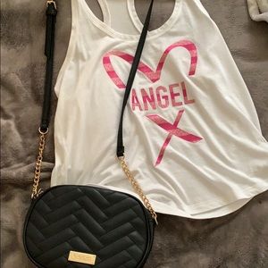 Bundle Bebe crossbody purse with Victoria S top